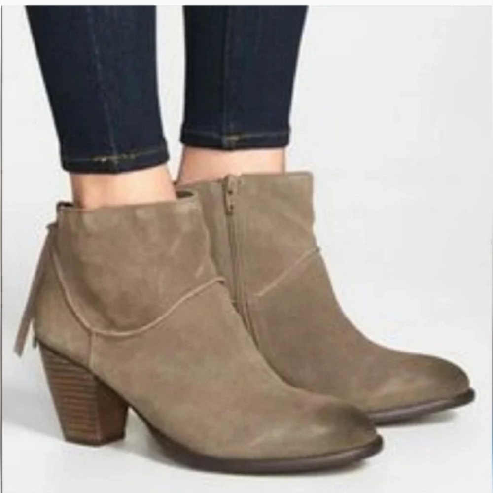 STEVE Madden Milaan Booties Sz-9